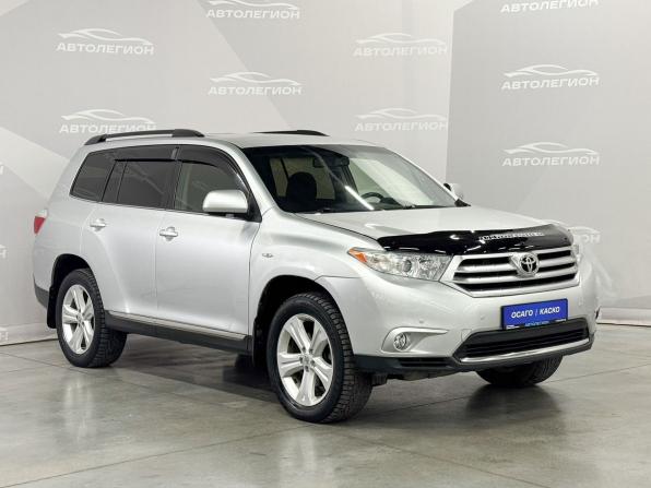 Toyota Highlander II (XU40) Рестайлинг с пробегом 2013 года, цена 1 850 000 рублей, 239510 км, внедорожник, Автокод Объявления