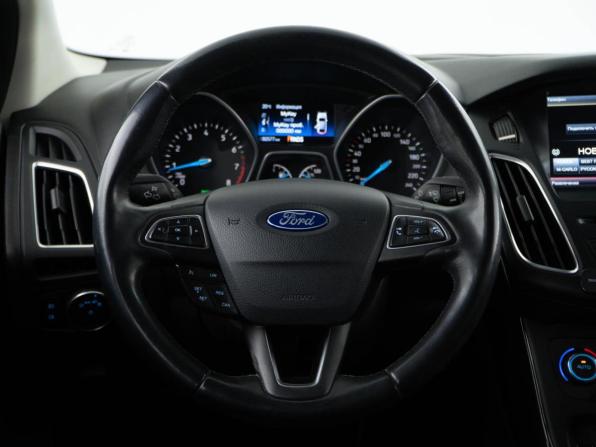 Ford Focus III Рестайлинг с пробегом 2016 года, цена 1 339 111 рублей, 92577 км, седан, Автокод Объявления
