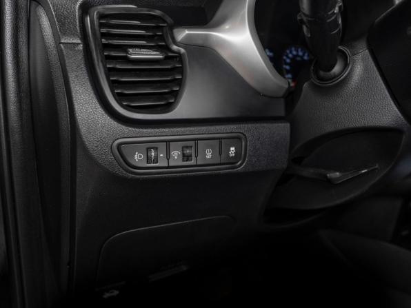 Kia Rio IV Рестайлинг с пробегом 2021 года, цена 1 495 000 рублей, 119109 км, хэтчбек, Автокод Объявления