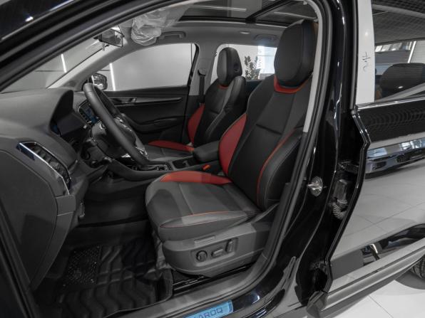 Skoda Karoq I с пробегом 2025 года, цена 3 350 000 рублей, 18 км, внедорожник, Автокод Объявления