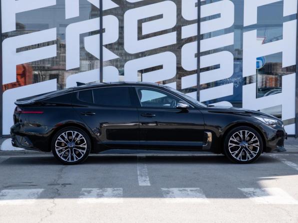Kia Stinger I с пробегом 2018 года, цена 3 010 000 рублей, 91081 км, лифтбек, Автокод Объявления