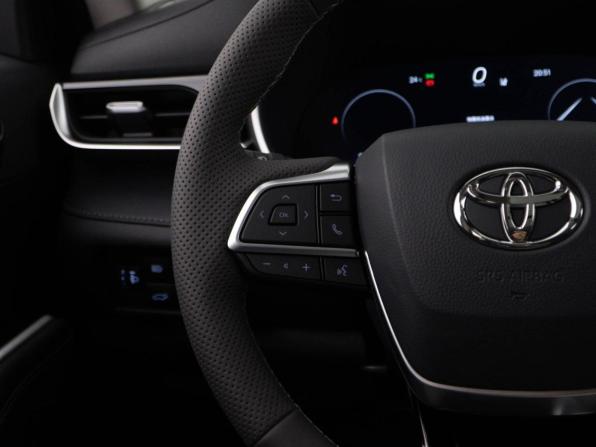 Toyota Highlander IV (XU70) с пробегом 2026 года, цена 5 494 434 рубля, 140 км, внедорожник, Автокод Объявления