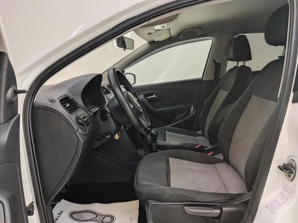 Volkswagen Polo V с пробегом 2012 года, цена 630 000 рублей, 214078 км, седан, Автокод Объявления