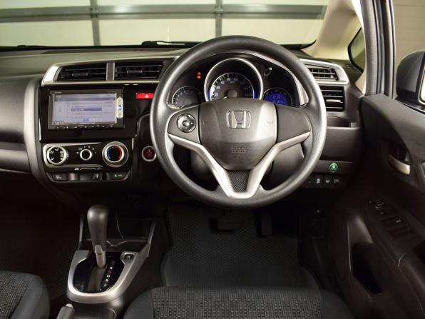Honda Fit III с пробегом 2014 года, цена 909 995 рублей, 91392 км, хэтчбек, Автокод Объявления