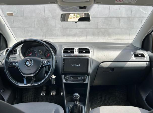Volkswagen Polo V Рестайлинг с пробегом 2016 года, цена 1 130 000 рублей, 101621 км, седан, Автокод Объявления