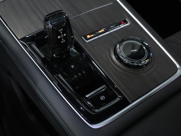 Geely Monjaro I Рестайлинг с пробегом 2025 года, цена 3 868 000 рублей, 2969 км, внедорожник, Автокод Объявления