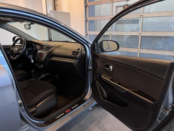 Kia Rio III с пробегом 2012 года, цена 974 000 рублей, 118038 км, хэтчбек, Автокод Объявления