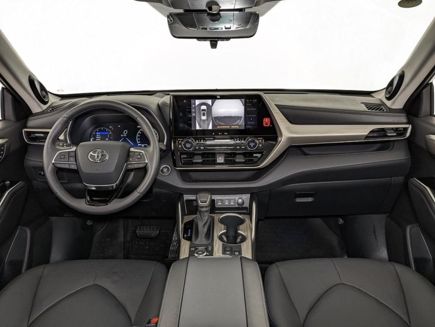Toyota Highlander IV (XU70) Москва  - изображение 14