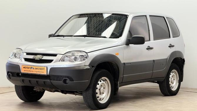 Chevrolet Niva I Рестайлинг с пробегом 2011 года, цена 399 000 рублей, 130000 км, внедорожник, Автокод Объявления