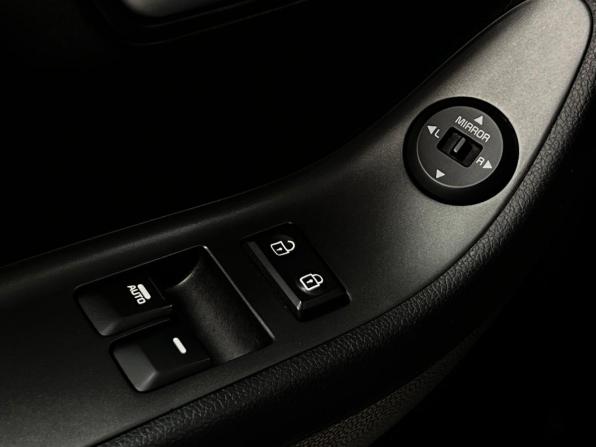 Kia Picanto II Рестайлинг с пробегом 2015 года, цена 988 000 рублей, 101908 км, хэтчбек, Автокод Объявления