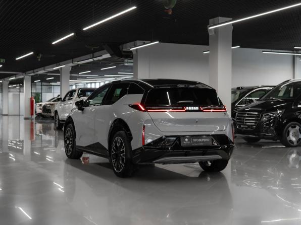 Zeekr X I с пробегом 2023 года, цена 4 230 000 рублей, 42683 км, внедорожник, Автокод Объявления