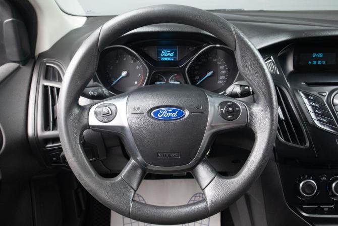 Ford Focus III с пробегом 2013 года, цена 709 000 рублей, 260000 км, хэтчбек, Автокод Объявления
