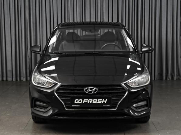 Hyundai Solaris II с пробегом 2018 года, цена 829 000 рублей, 225050 км, седан, Автокод Объявления