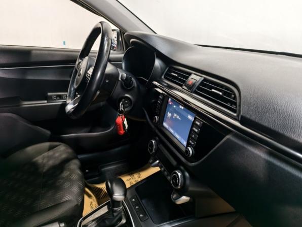 Kia Rio IV с пробегом 2018 года, цена 1 460 000 рублей, 106204 км, хэтчбек, Автокод Объявления