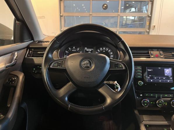 Skoda Octavia III (A7) с пробегом 2013 года, цена 1 300 000 рублей, 241465 км, лифтбек, Автокод Объявления