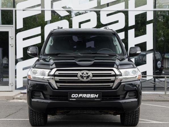 Toyota Land Cruiser 200 Series Рестайлинг 2 с пробегом 2016 года, цена 4 250 000 рублей, 271568 км, внедорожник, Автокод Объявления