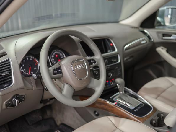 Audi Q5 I (8R) с пробегом 2012 года, цена 1 399 000 рублей, 275044 км, внедорожник, Автокод Объявления