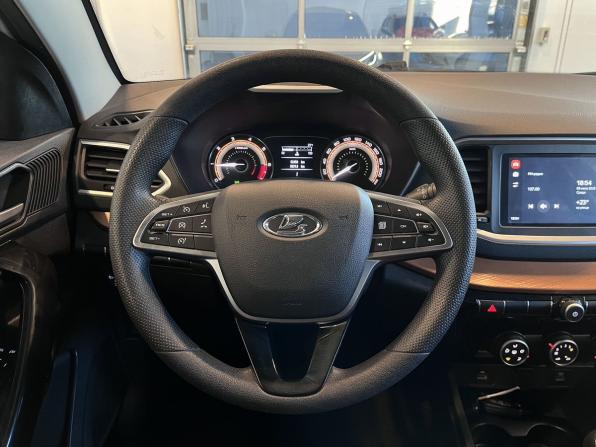 Lada (ВАЗ) Vesta I Рестайлинг (NG) с пробегом 2023 года, цена 1 385 000 рублей, 52457 км, седан, Автокод Объявления