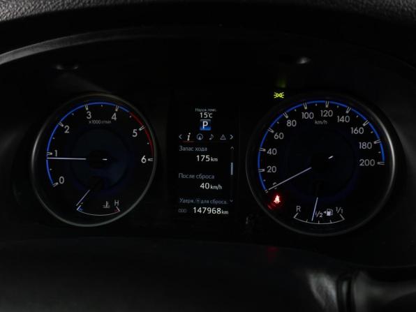 Toyota Hilux VIII с пробегом 2016 года, цена 3 629 000 рублей, 147968 км, offers.body_type.unknown, Автокод Объявления