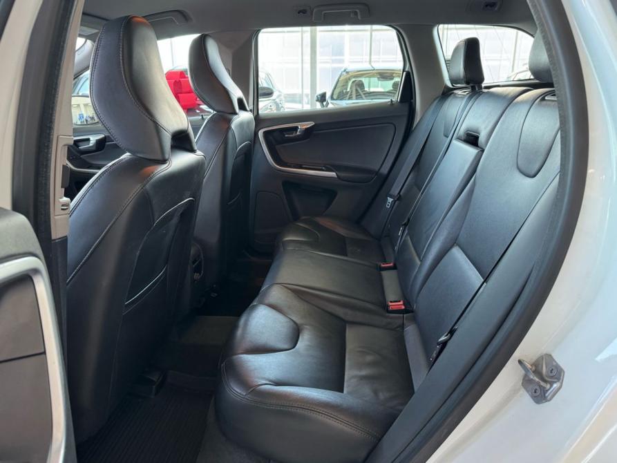 Volvo XC60 I Рестайлинг Москва  - изображение 10