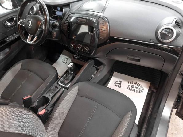 Renault Kaptur I Рестайлинг с пробегом 2020 года, цена 1 312 400 рублей, 89537 км, внедорожник, Автокод Объявления