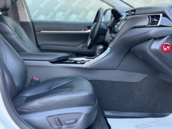 Toyota Camry VIII (XV70) с пробегом 2020 года, цена 2 980 000 рублей, 65000 км, седан, Автокод Объявления