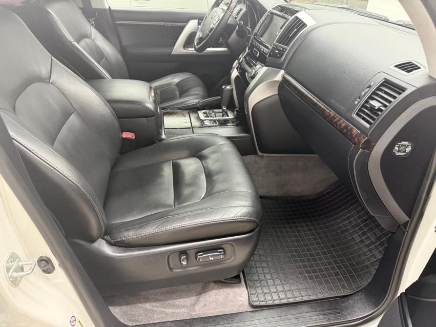 Toyota Land Cruiser 200 Series Рестайлинг 1 Челябинск  - изображение 24