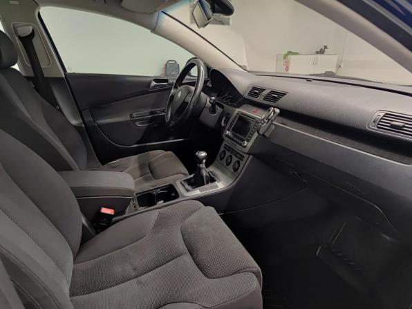 Volkswagen Passat B6 с пробегом 2006 года, цена 429 000 рублей, 201617 км, универсал, Автокод Объявления