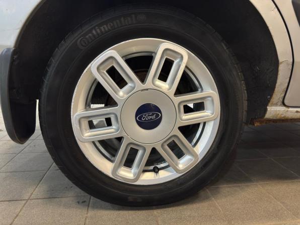 Ford Fusion I Рестайлинг с пробегом 2008 года, цена 299 000 рублей, 315000 км, хэтчбек, Автокод Объявления