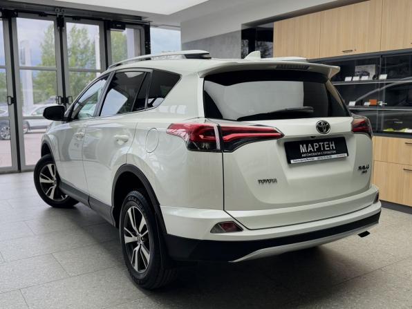 Toyota RAV4 IV (XA40) Рестайлинг с пробегом 2017 года, цена 2 125 000 рублей, 140863 км, внедорожник, Автокод Объявления
