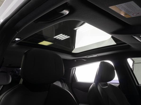 Changan UNI-V I с пробегом 2023 года, цена 2 099 000 рублей, 82914 км, лифтбек, Автокод Объявления