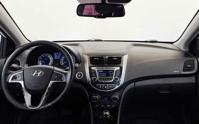 Hyundai Solaris I Рестайлинг с пробегом 2015 года, цена 900 000 рублей, 191130 км, седан, Автокод Объявления
