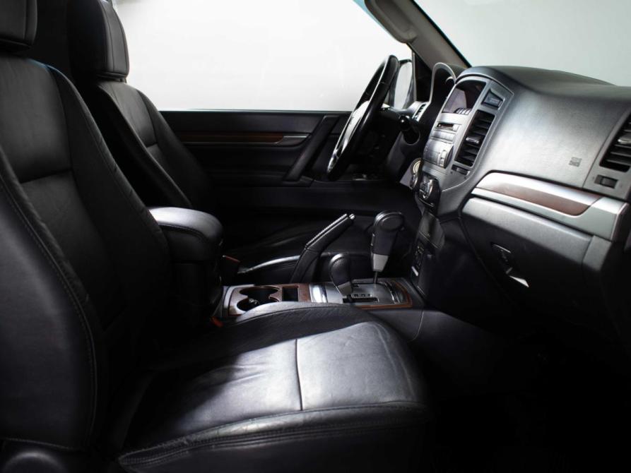 Mitsubishi Pajero IV Москва  - изображение 10