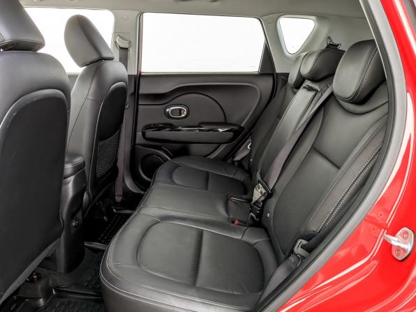 Kia Soul II Рестайлинг с пробегом 2019 года, цена 1 740 000 рублей, 96181 км, хэтчбек, Автокод Объявления