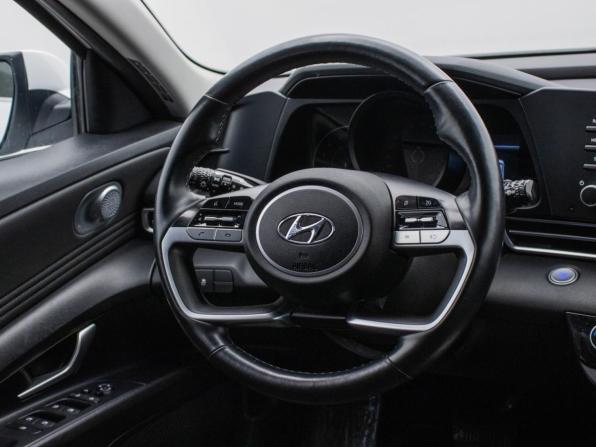 Hyundai Elantra VII (CN7) с пробегом 2020 года, цена 1 789 000 рублей, 108000 км, седан, Автокод Объявления