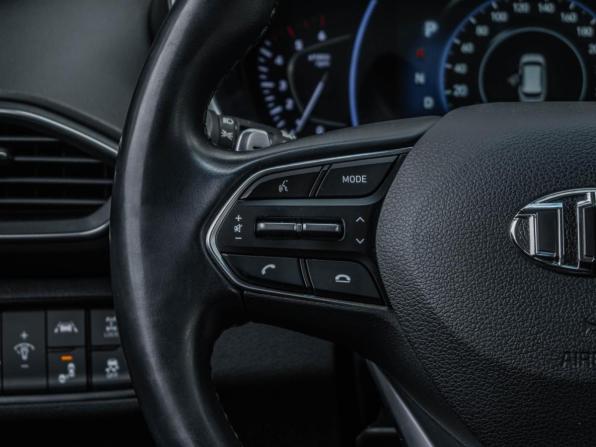 Hyundai Santa Fe IV с пробегом 2018 года, цена 2 877 500 рублей, 104652 км, внедорожник, Автокод Объявления