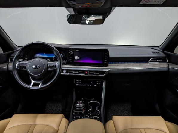 Kia K5 III с пробегом 2020 года, цена 2 780 000 рублей, 44011 км, седан, Автокод Объявления