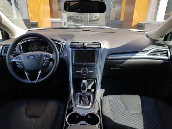 Ford Mondeo V с пробегом 2017 года, цена 1 590 000 рублей, 166183 км, седан, Автокод Объявления