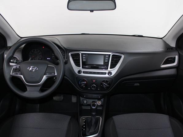 Hyundai Solaris II Рестайлинг с пробегом 2021 года, цена 1 539 900 рублей, 76916 км, седан, Автокод Объявления