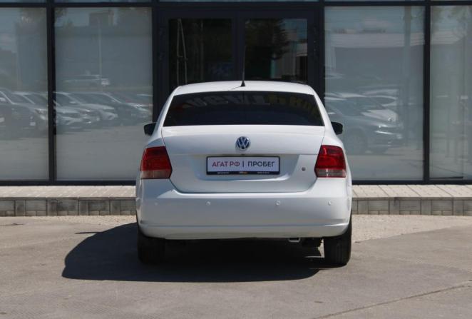 Volkswagen Polo V с пробегом 2014 года, цена 890 000 рублей, 198032 км, седан, Автокод Объявления