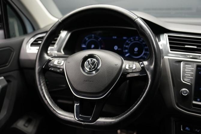 Volkswagen Tiguan II с пробегом 2017 года, цена 2 590 000 рублей, 165000 км, внедорожник, Автокод Объявления