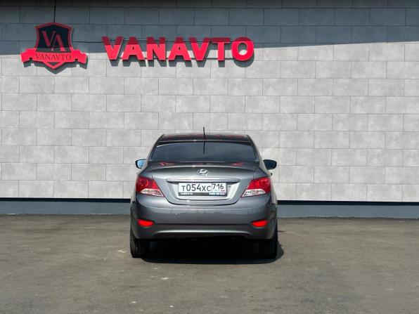 Hyundai Solaris I с пробегом 2011 года, цена 640 000 рублей, 276200 км, седан, Автокод Объявления
