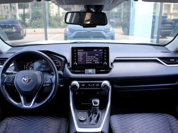 Toyota RAV4 V (XA50) с пробегом 2019 года, цена 2 990 000 рублей, 134000 км, внедорожник, Автокод Объявления