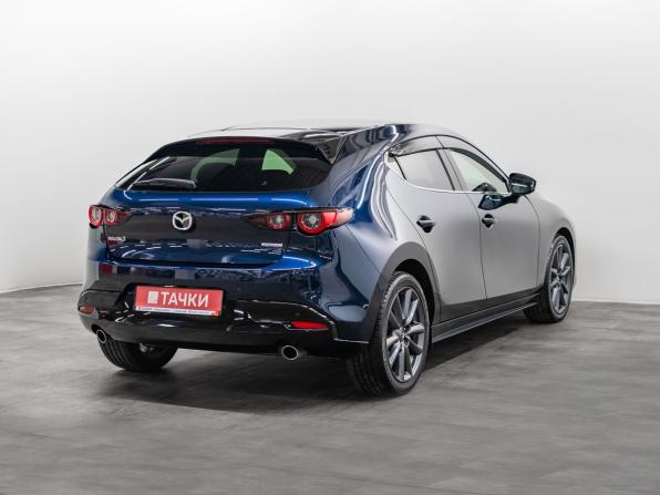 Mazda 3 IV (BP) с пробегом 2022 года, цена 1 750 000 рублей, 34170 км, хэтчбек, Автокод Объявления
