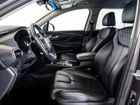 Hyundai Santa Fe IV с пробегом 2019 года, цена 3 099 000 рублей, 106899 км, внедорожник, Автокод Объявления