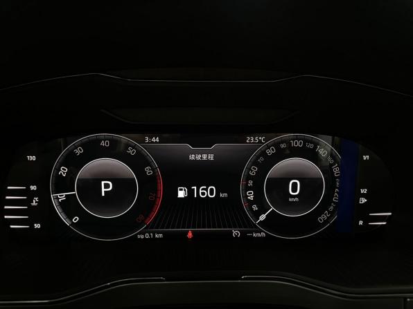 Skoda Superb III Рестайлинг с пробегом 2025 года, цена 3 280 000 рублей, 26 км, лифтбек, Автокод Объявления