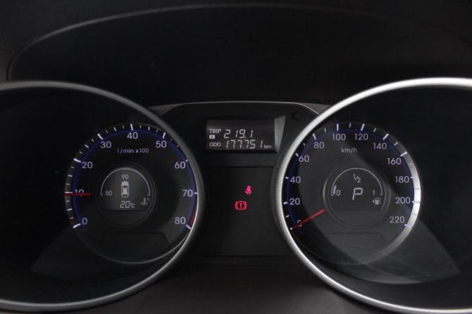 Hyundai ix35 I Рестайлинг с пробегом 2014 года, цена 1 420 000 рублей, 177726 км, внедорожник, Автокод Объявления