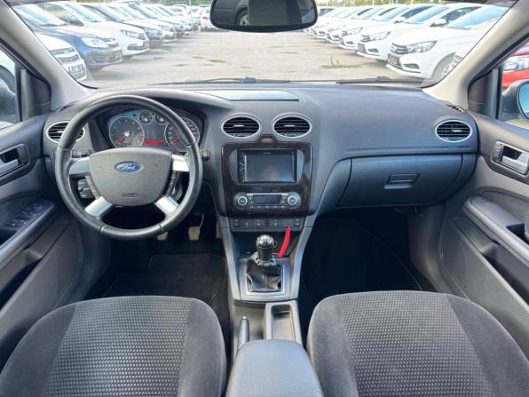 Ford Focus II Рестайлинг с пробегом 2007 года, цена 607 000 рублей, 149472 км, седан, Автокод Объявления