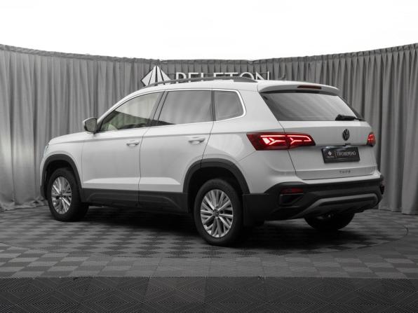 Volkswagen Taos I с пробегом 2022 года, цена 2 600 000 рублей, 45227 км, внедорожник, Автокод Объявления