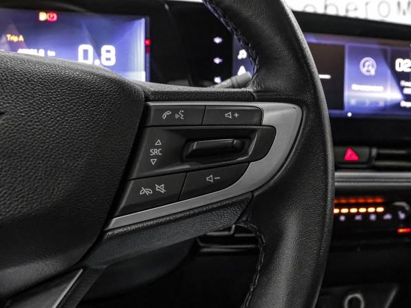 Chevrolet Monza II Рестайлинг с пробегом 2023 года, цена 1 659 000 рублей, 48643 км, седан, Автокод Объявления
